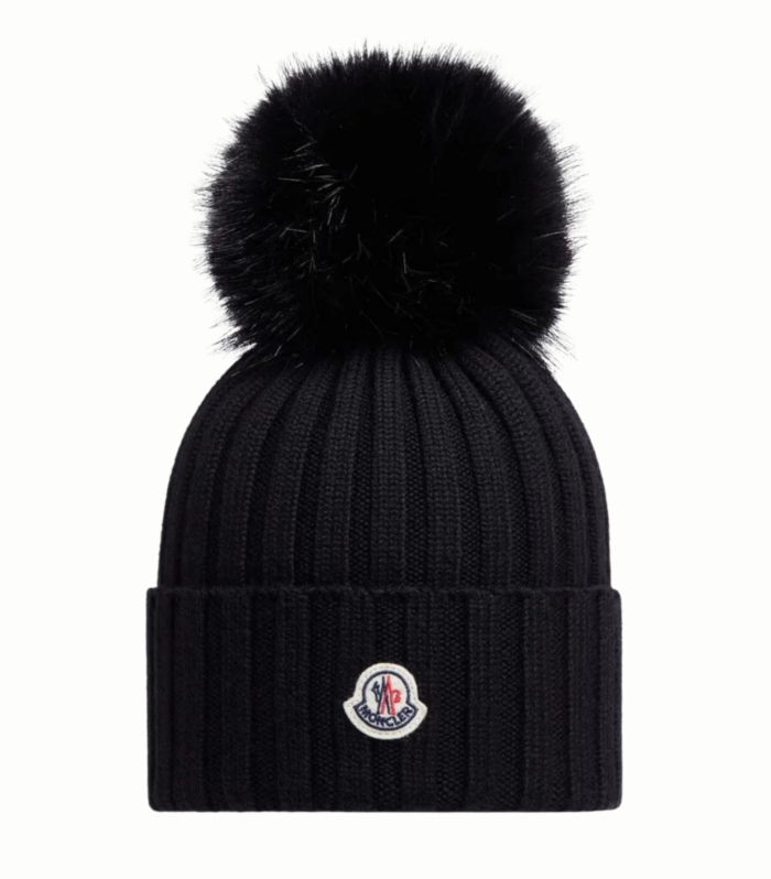 Bonnet a Pompon
