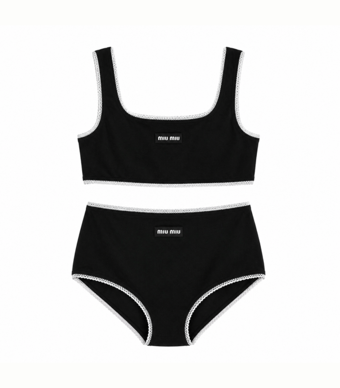 Ensemble Miu Black